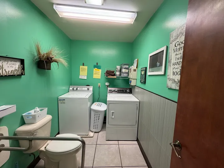 Facility support area