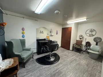 Salon services for residents